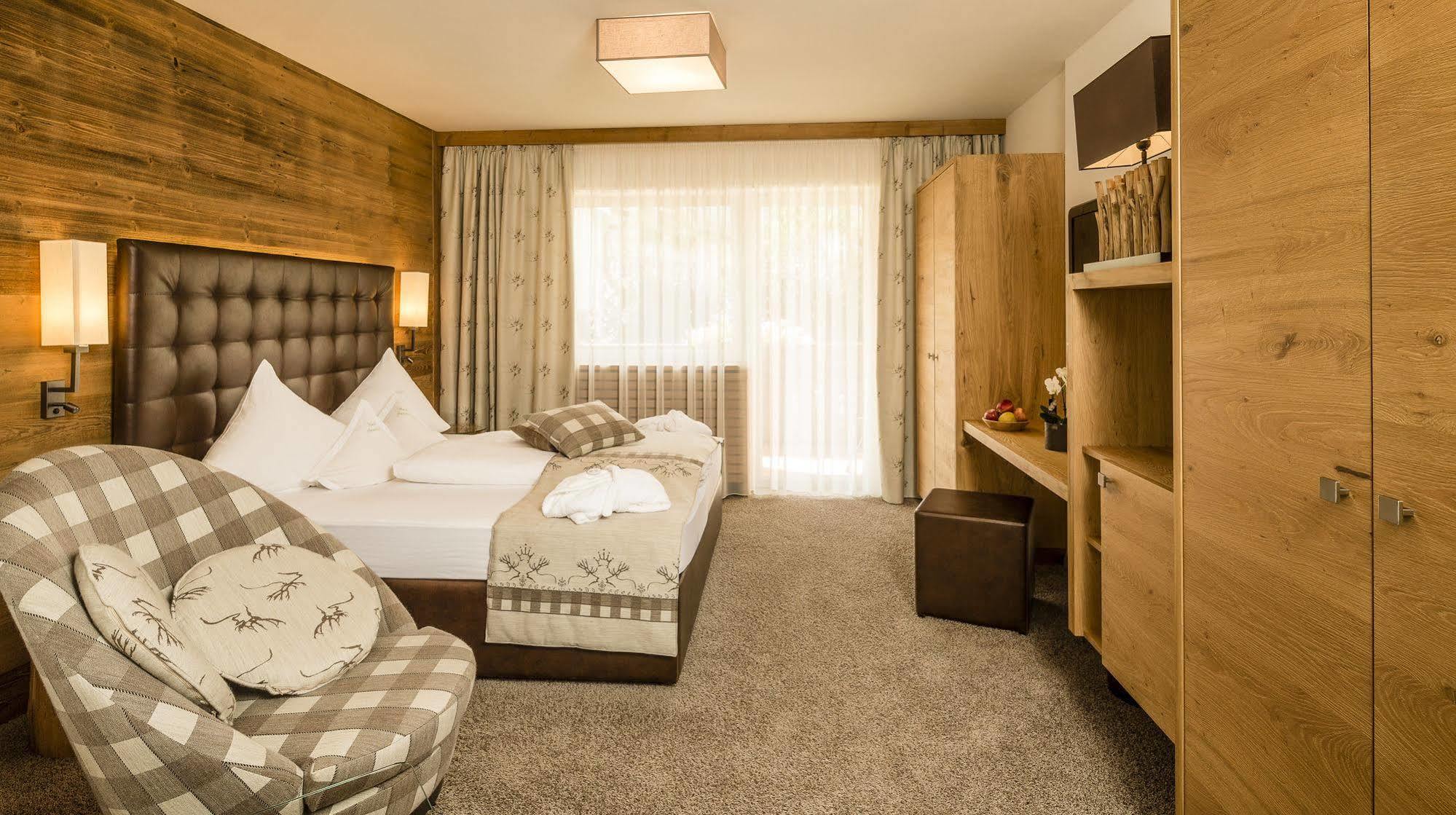Dolcevita Hotel Jagdhof Лачес Екстер'єр фото